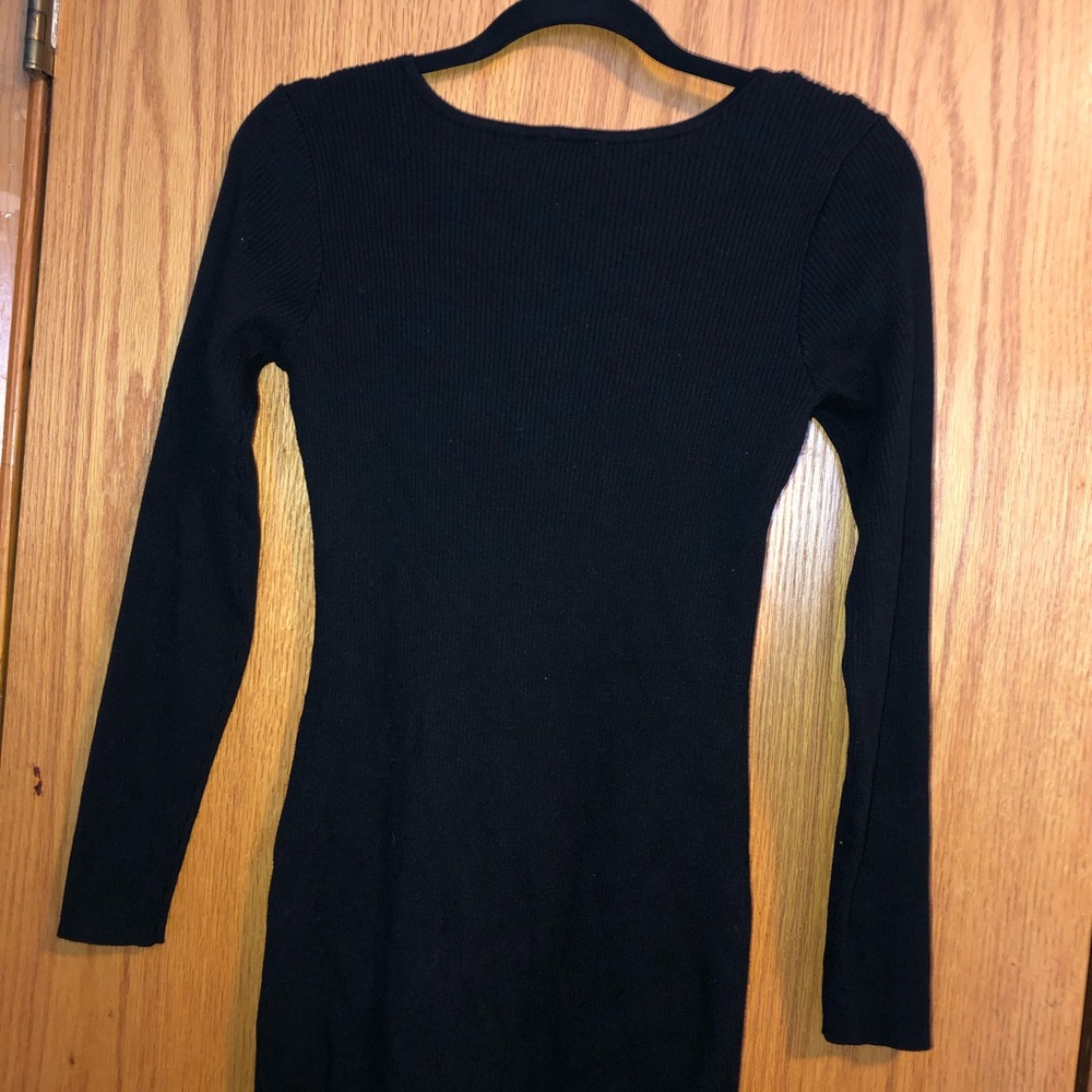 Dress - Picture 6 of 6